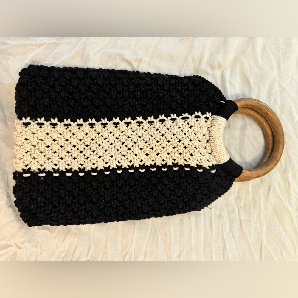 Laude the Label Gabby Macrame Crochet Wood Ring Handle Bag Black White